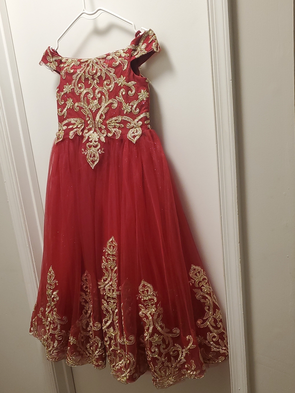 PrettyLittleThing Red and Gold Off-Shoulder Tulle Formal Dress